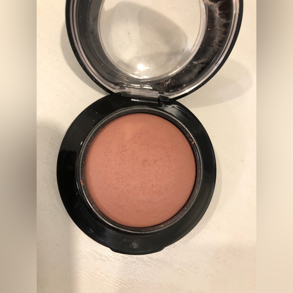 “Sweet Enough” MINERALIZE BLUSH | BAKED POWDER BLUSH - Picture 3 of 4